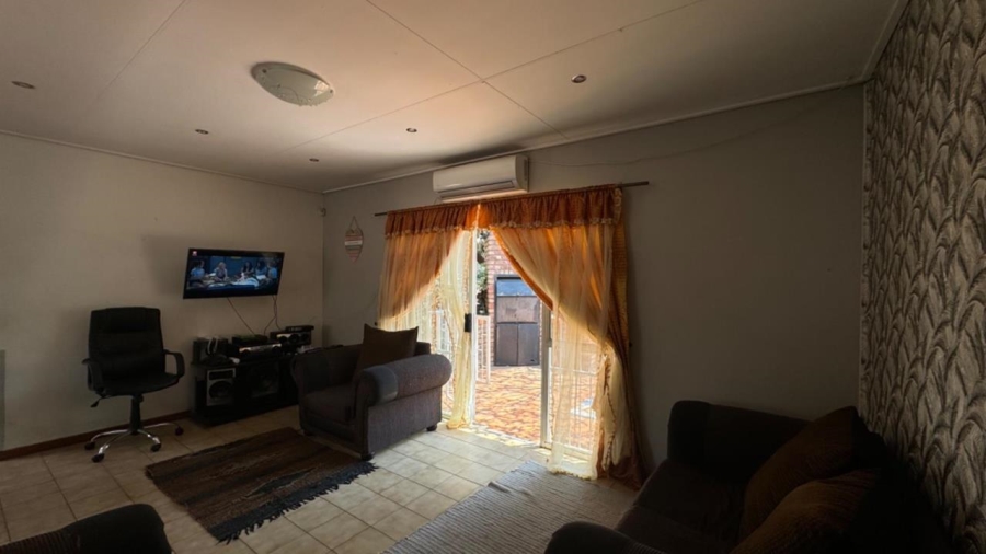 2 Bedroom Property for Sale in Diamant Park Northern Cape